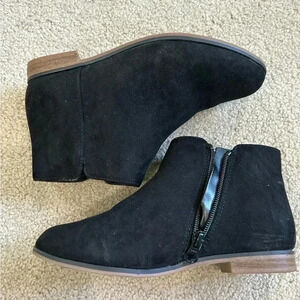 Cat and Jack black faux suede boots kids size 3